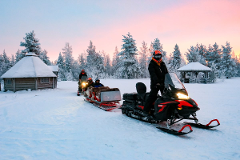 Snowmobile Sleigh Ride with Reindeer Feeding & Warm Drinks – Kiruna