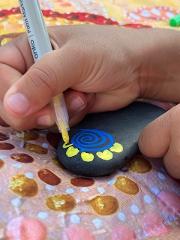 Birak Art Workshop 2: Rock painting to create a noorn / snake - Wadjemup / Rottnest Island