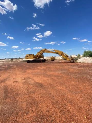 Town and Opal Field Tour