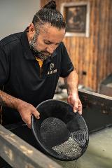 Gold Panning Experience — Introduction