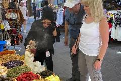 Abu Dhabi Downtown Walking tour with local Emirati