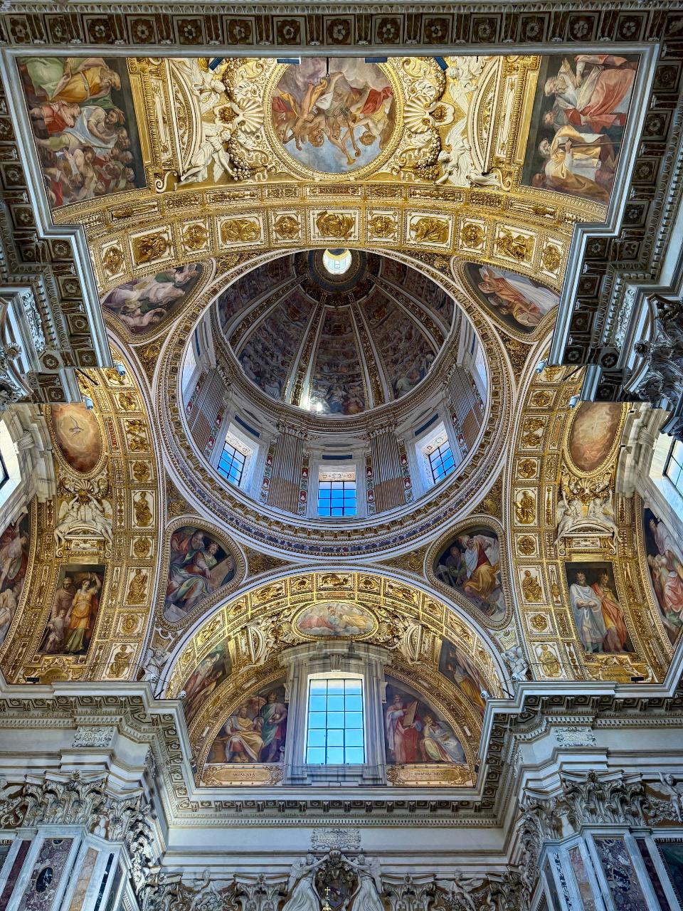 Tour con acceso directo a la Basílica de Santa María la Mayor y áreas museísticas con acceso a las terrazas panorámicas