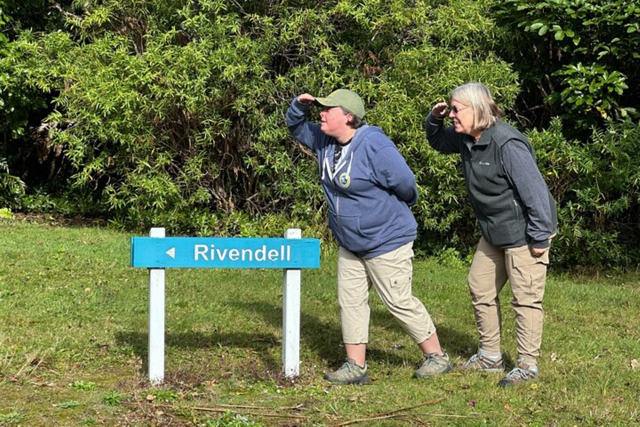 Kosher Tours and Travel: Fellowship of the Vine Tour — Martinborough - Photo 26