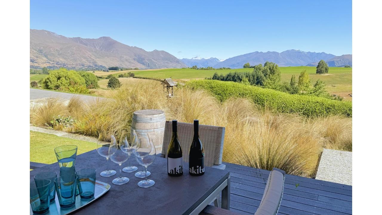 Latitude 45 Luxury Wine Tours: Private & Luxury Wanaka Wine and Sightseeing Tour — Central Otago - Photo 3