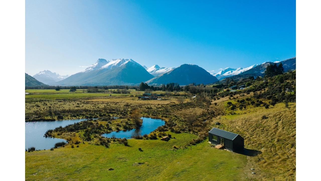 Latitude 45 Luxury Wine Tours: Private & Luxury Queenstown Wine and Sightseeing Tour — Central Otago - Photo 5