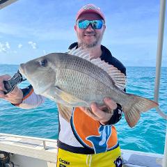 4 Hour Inshore Reef Private Charter