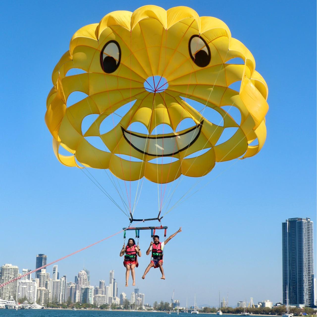Surfers Paradise Parasail - Tandem