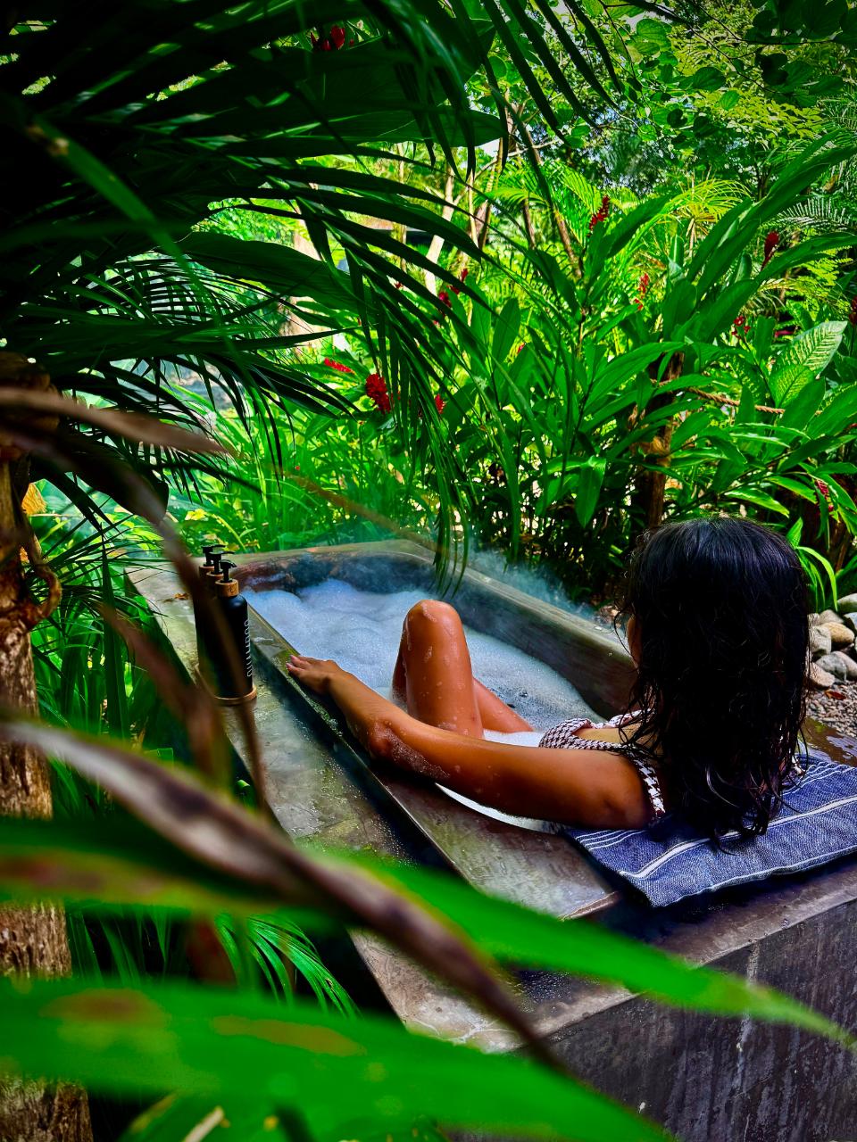Private 3-Hour Rainforest Bathhouse & River Spa Experience