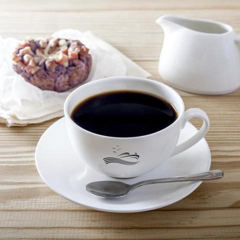 Exclusive Melbourne Harbour Sightseeing Coffee and Cake Cruise - Minimum of 50 people