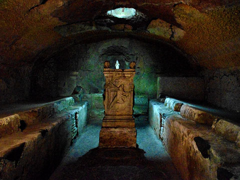 Private Catacombs Tour - Transfers Included