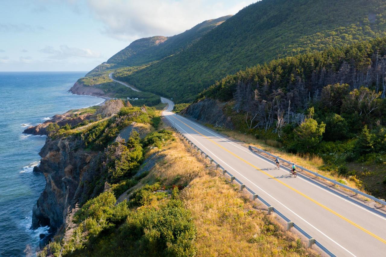 Cape Breton Island's Cabot Trail Cycling Tour