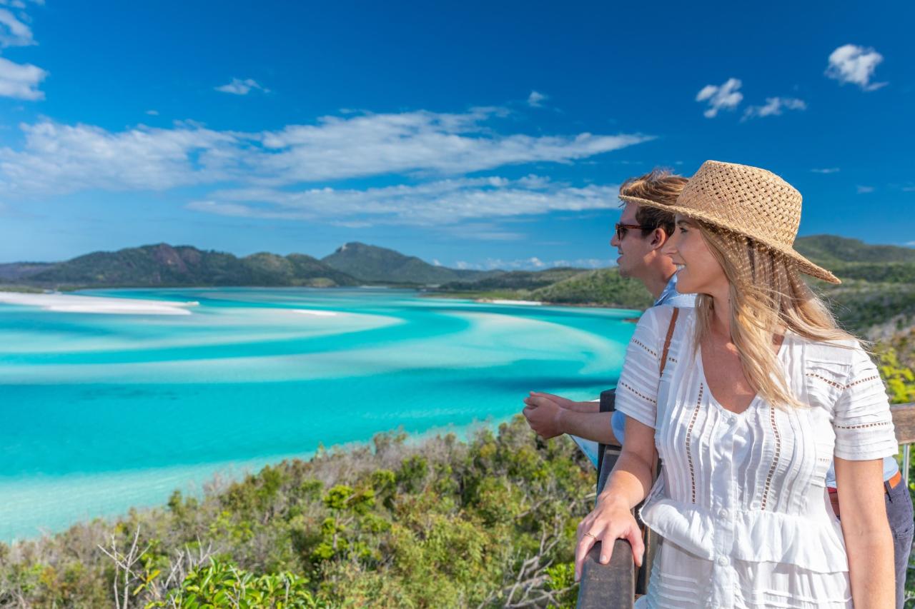 Autopia Tours: 9 Day Brisbane to Daintree Whitsundays Great Barrier Reef Comfort Tour (Private Single)