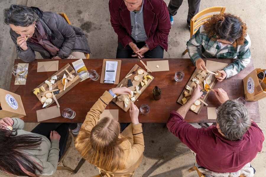 Autopia Tours: Hunter Valley Scenic Wine Tour with Lunch