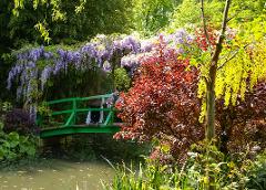 Giverny And Versailles full private day tour