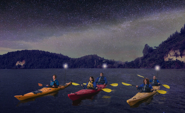 Rotorua Kayak Starlight Glow Worm Tour