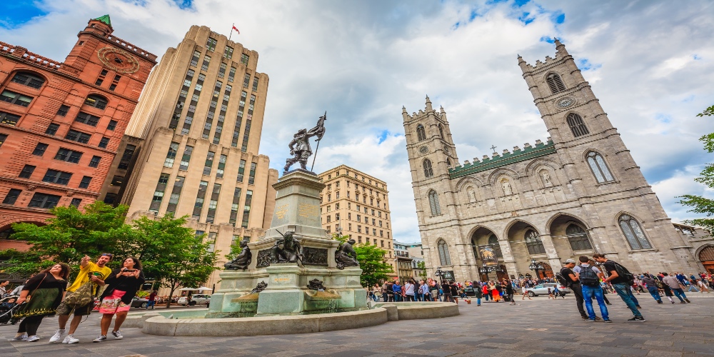 Montreal Small Group Walking Tour with River Cruise + Notre Dame