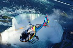 Ultimate Niagara Falls (Canada) Tour Plus Helicopter Ride and Skylon Tower Lunch