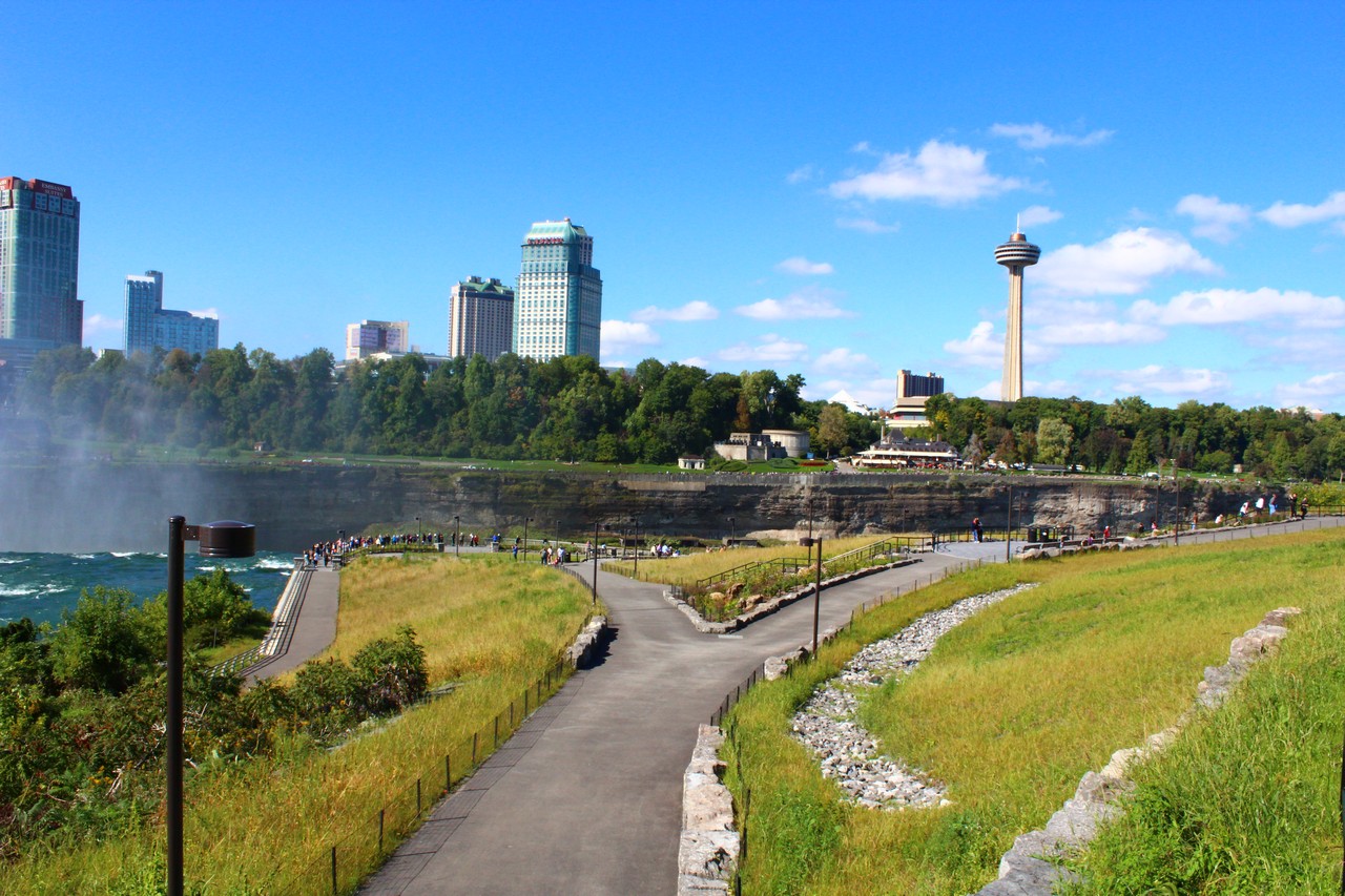 Niagara Falls USA Cave of the Winds Walking Tour
