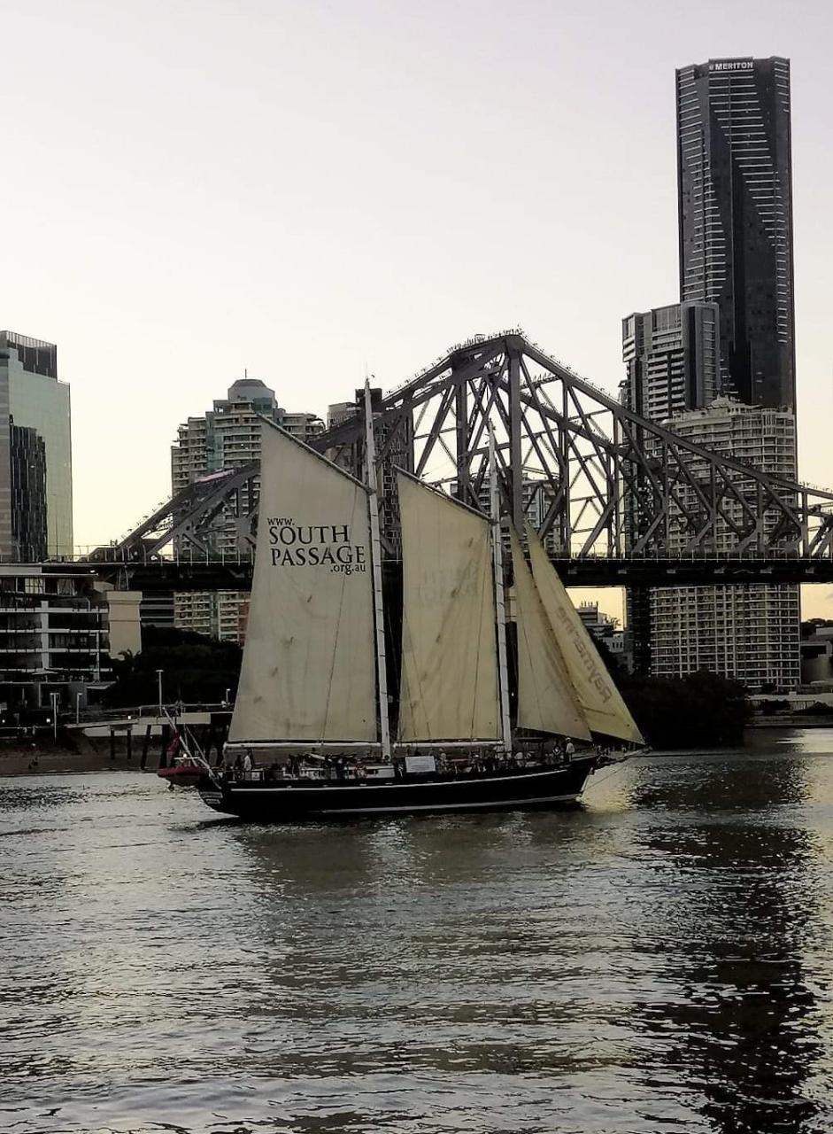 Z Brisbane River Twilight Cruises - 4:00pm - 8:00pm Tuesday 24th & Wednesday 25th January - New Farm Park River Hub 