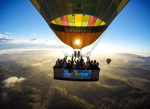 悉尼猎人谷热气球+中央海岸之旅 Hunter Valley Hot-Air Balloon + Central Coast Tour