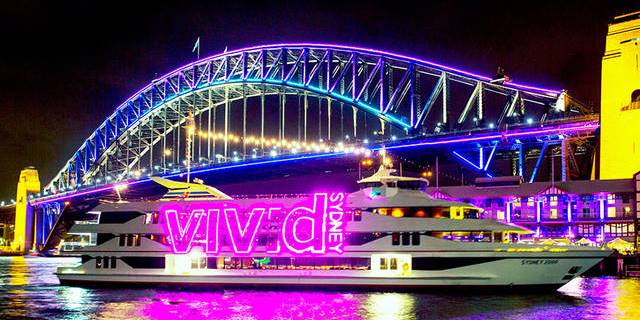 2023年悉尼灯光艺术节游船 2023 VIVID Sydney Sightseeing Cruise 