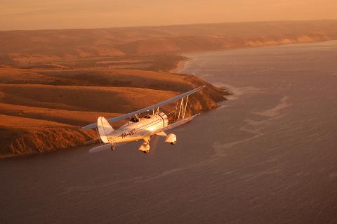 Scenic Flight, Wine Making and Degustation with Wine Pairing - Gift Card