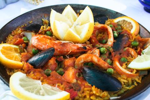 Couples in the Kitchen: Paella Party: Sat, May 20; 6:30-9:30pm; Chef Kevin (Shattuck Ave)
