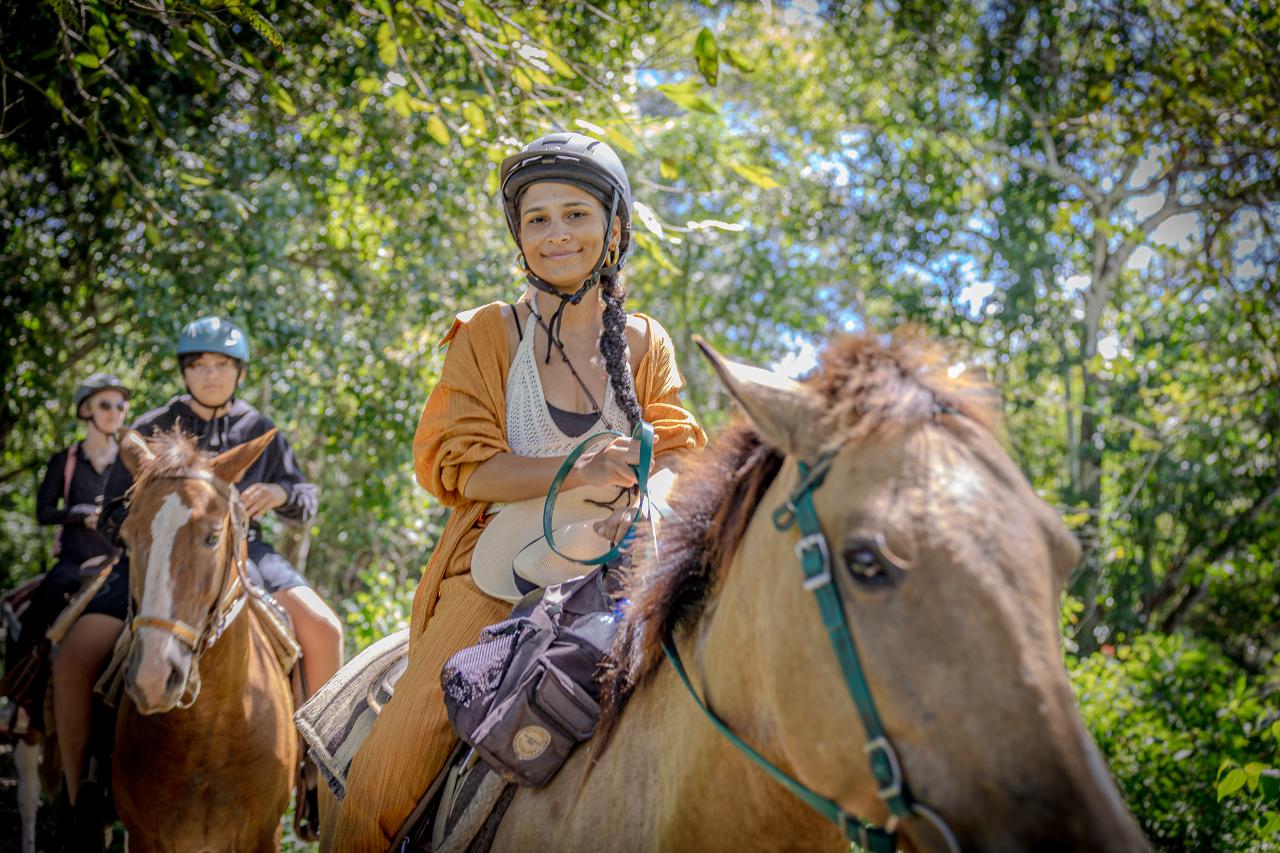 HALf DAY HORSEBACK RIDE TO  XUNANTUNICH MAYA RUIN