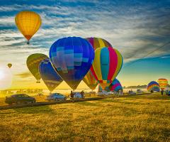 The Hunter Valley 2-day Food and Wine Tour with Hot Air Balloon