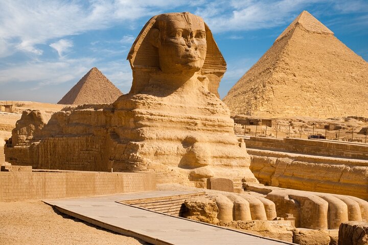 05 Days - Cairo tours with over day Alexandria *** Pyramisa Suites Cairo Hotel