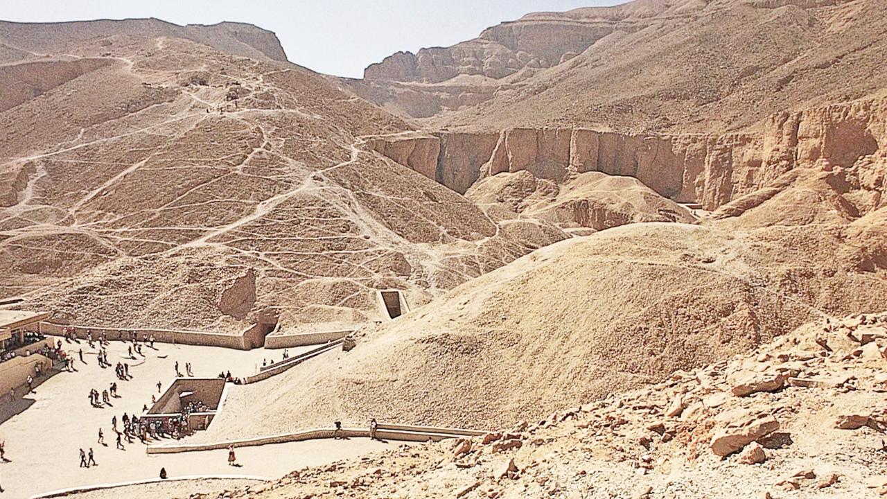 Overday Luxor from Abu Tig