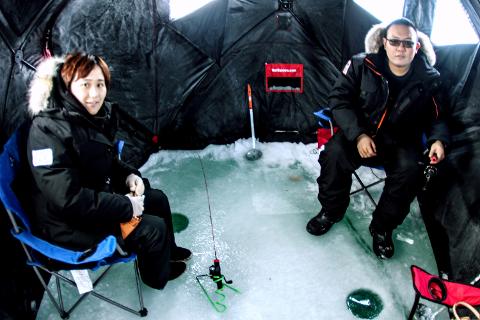 Yellowknife Great Slave Lake Ice Fishing Tour