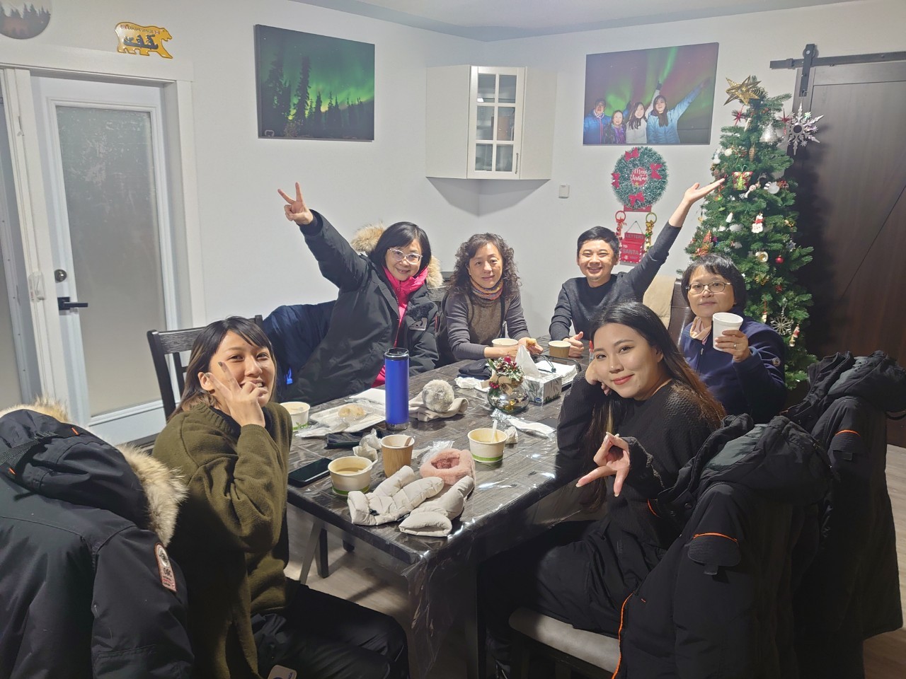 4-Day Yellowknife Northern Lights Winter Holiday Package**Northern Lights**<br>**
Aurora Borealis**