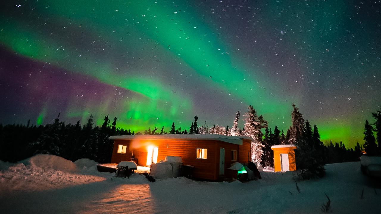Yellowknife 3 Nights Aurora Hunting and Viewing Package Experience in  tee-pee at Aboriginal Camp, Viewing Experience in Aurora Lakeview Cabin  Including Hotel Accommodation