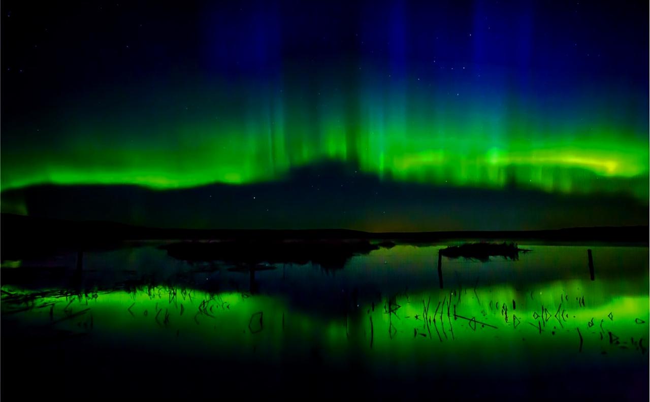 4 Days 3 Nights Yellowknife Fall Season Aurora Package Including Hotel Accommodation Breakfast And Day Tours