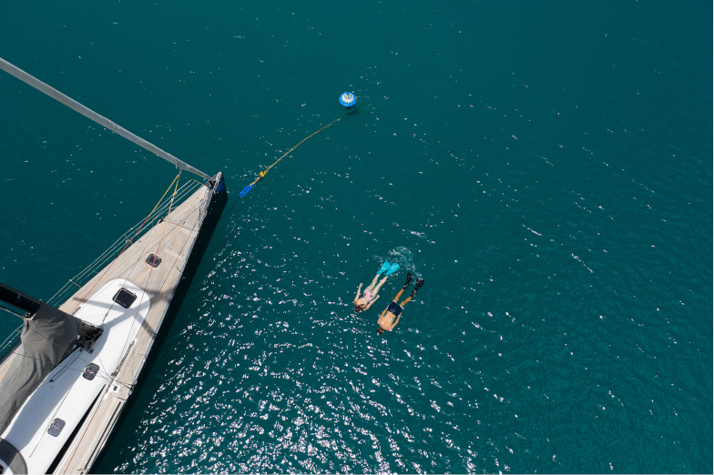 sailing catamaran hamilton island