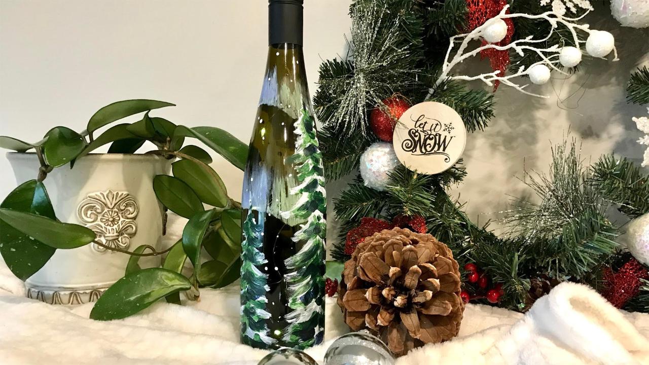 Holiday Wine Bottle Paint Night