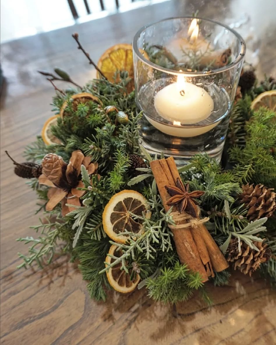 Curated Collective Christmas Centerpiece Workshop - November 21st 6:00 pm - 8:00 pm