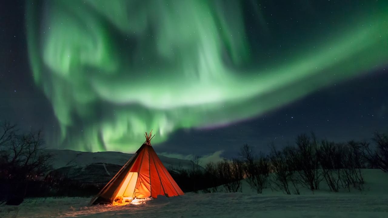 4-night Customisable Aurora Holidays