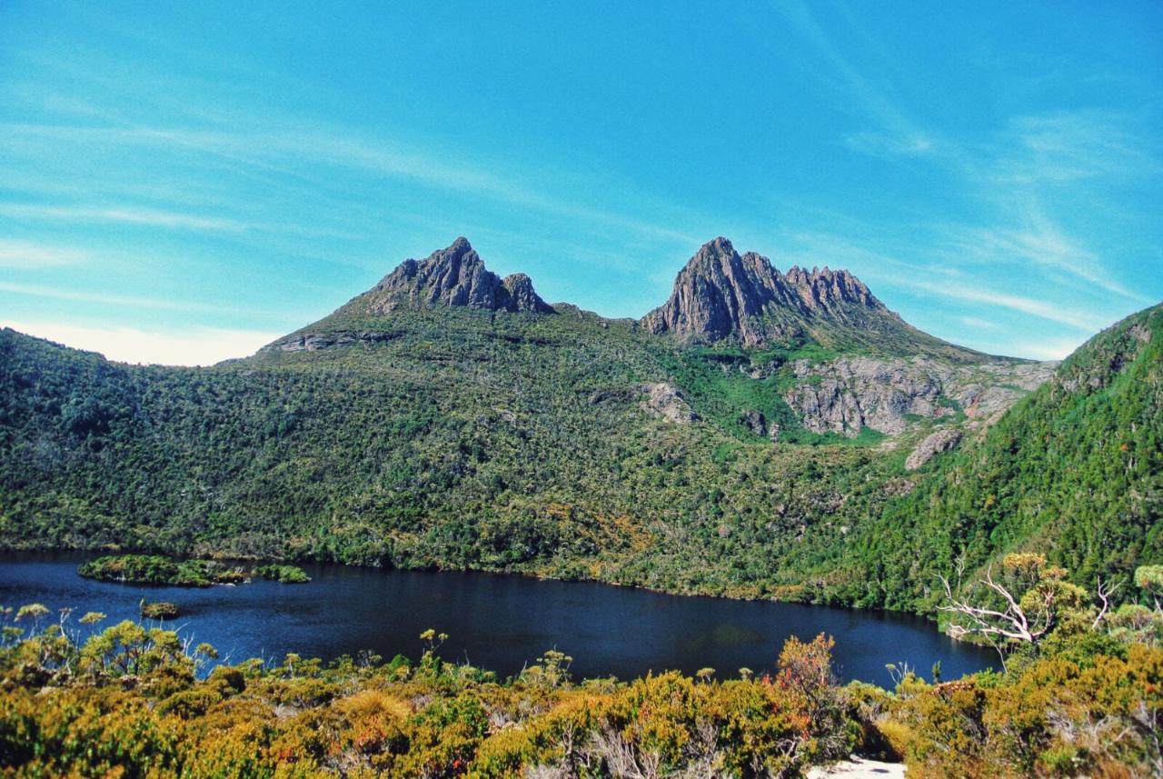 7 Day Private Tour from Hobart 4 - 7 Passengers