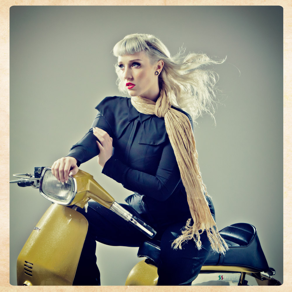 Premium Speedlite Photography