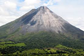 Monteverde to Arenal / La Fortuna (Van-Boat-Van)