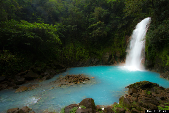 Hike in Rio Celeste National Park