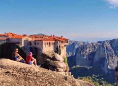 PRIVATE - DAYTRIP FROM VOLOS TO METEORA BY MINI BUS