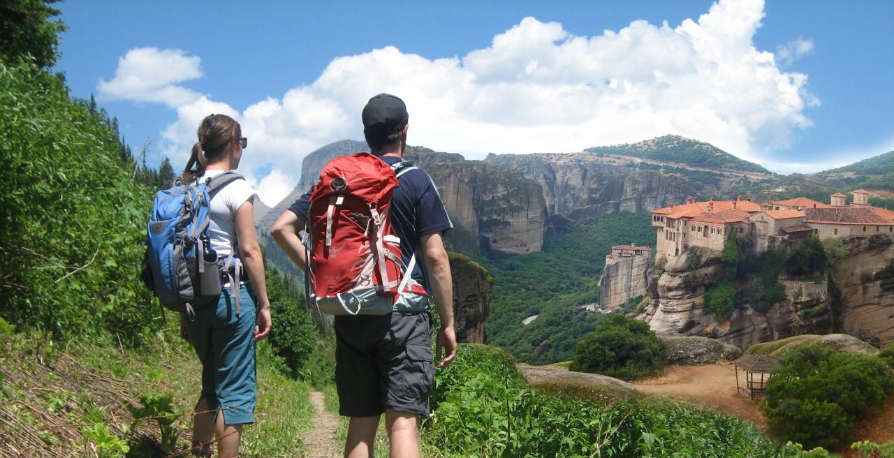 Hiking Meteora Tour