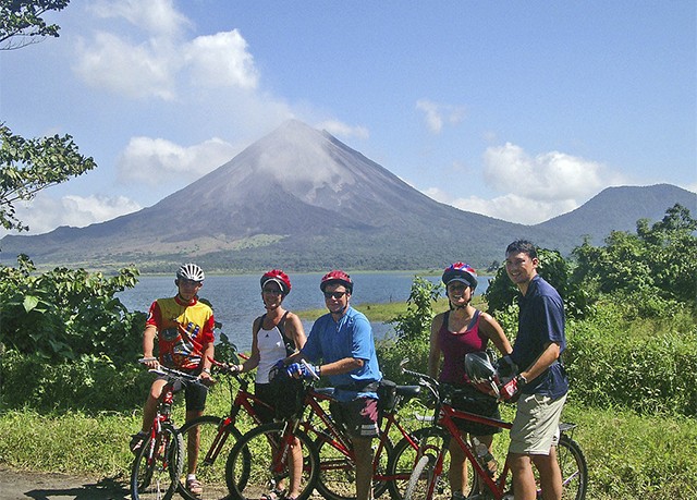 Adventure Connections: Mountain Bike + La Fortuna to Monteverde
