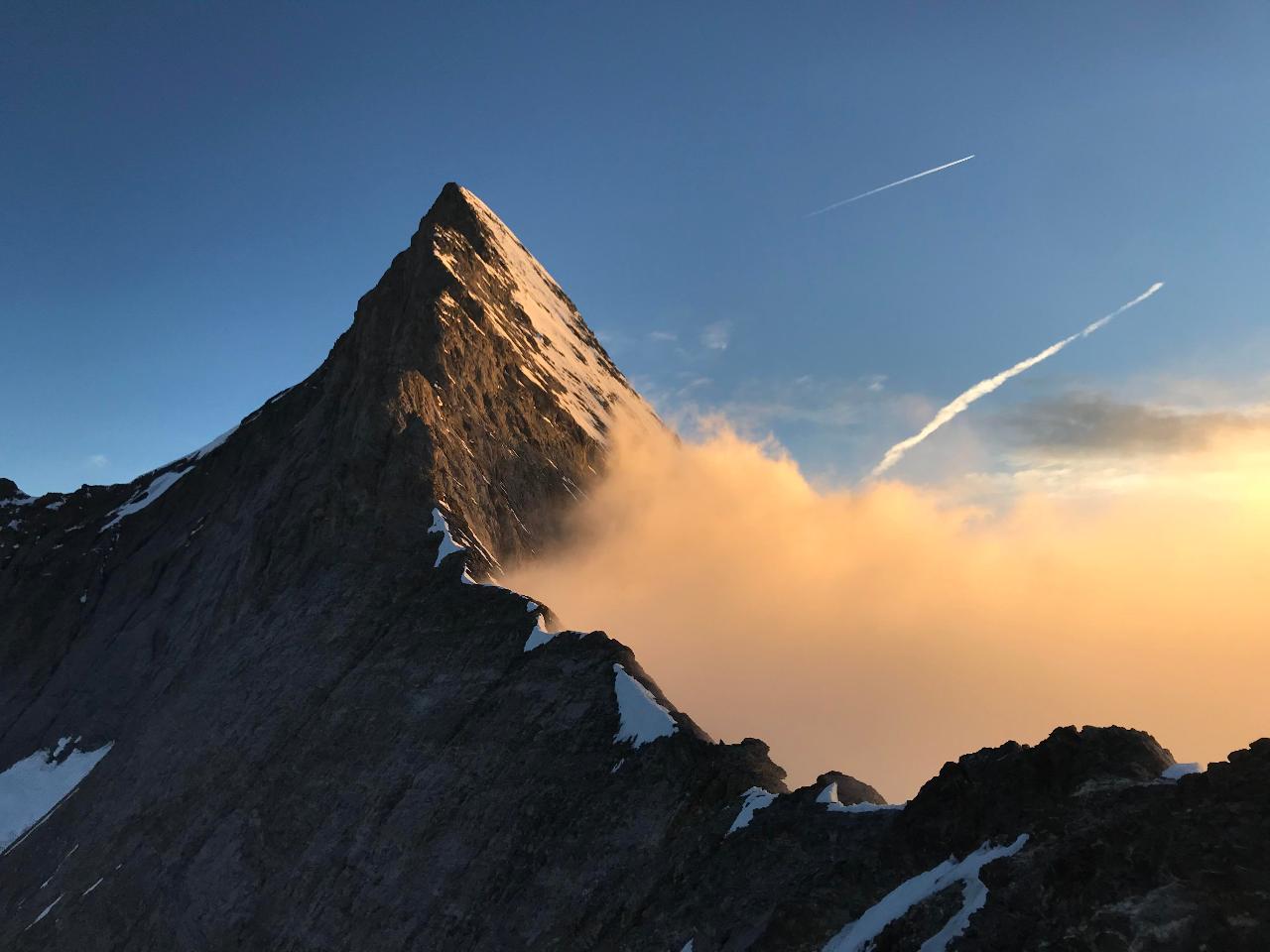 Climb Eiger - 3970 m