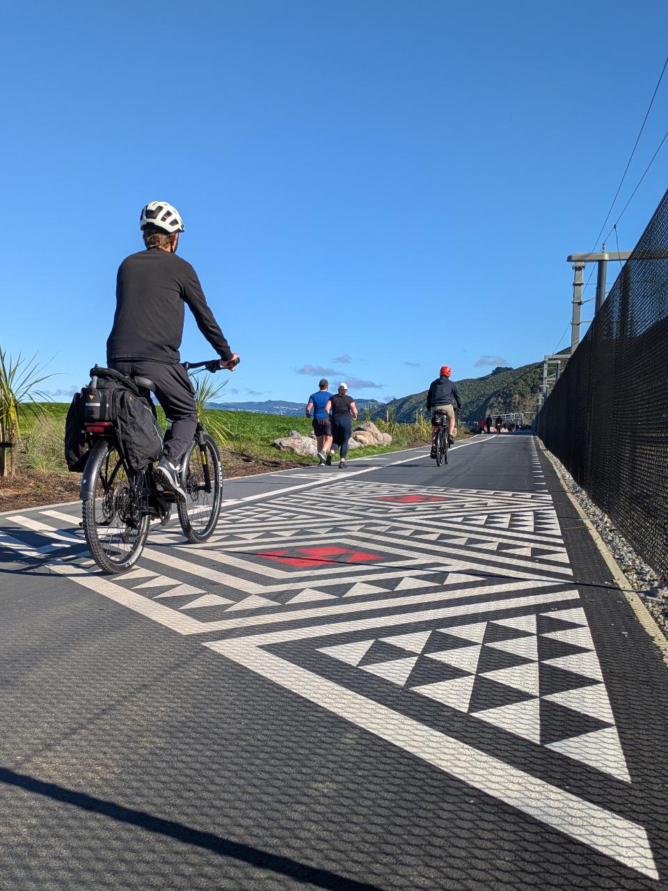 Wellington Harbour Mountain Bike Explorer: start/finish Days Bay