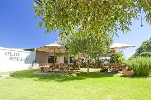 SUP and SIP Tour at Olio Bello - Margaret River
