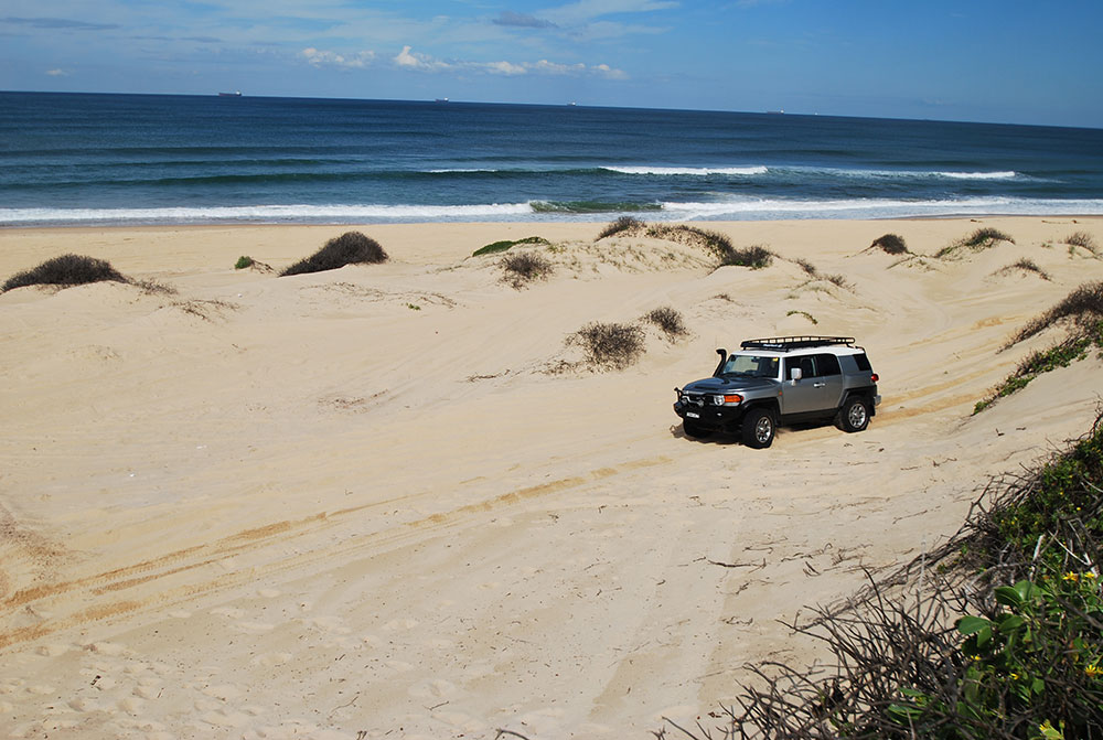 Blacksmiths Beach and Dunes 4wd Experience - 4wd Safaris Australia ...